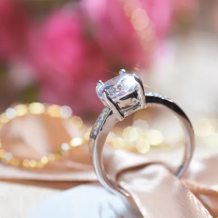 تفسير رؤيا خاتم ألماس في المنام