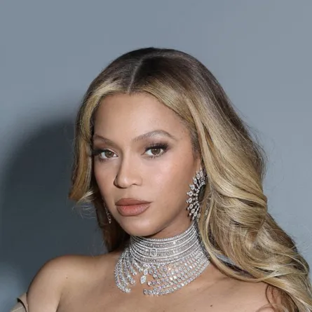 بيونسيه بمجوهرات ميسيكا-الصورة من حساب النجمة على انستغرام