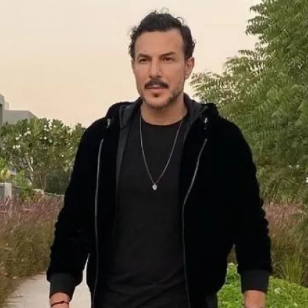 باسل خياط - الصورة من حسابه على انستغرام