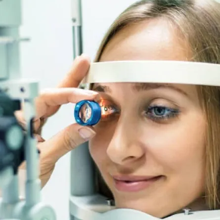 شبكية العين تتنبأ بالنوبة القلبية قبل عام من حدوثها 