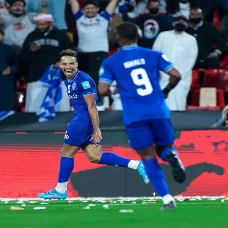 الهلال السعودي يهزم الجزيرة بسداسية ويواجه تشيلسي في نصف نهائي كأس العالم للأندية