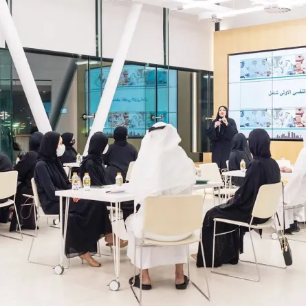 إطلاق مبادرة مستشار في كل أسرة في أبوظبي. الصورة من تويتر مؤسسة التنمية الأسرية