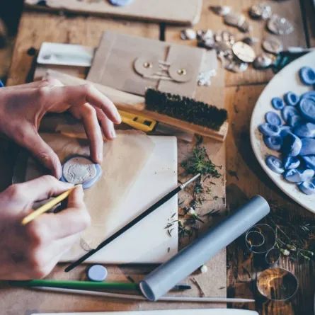 الفرق بين المهنة والحرفة 