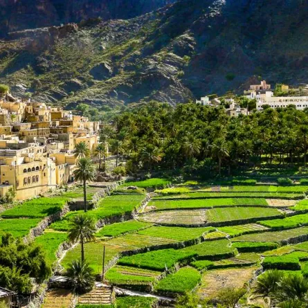 سلطنة عُمان وجهة عربية غنية بالمعالم السياحية