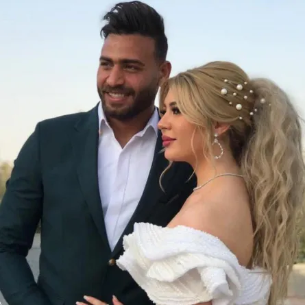 محمد أبو جبل وزوجته سمارة يحيى - الصورة من حساب سمارة على انستغرام