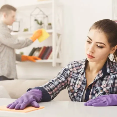 سبل مساعدة في الحدّ من انتشار الغبار في المنزل