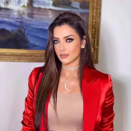 رضوى الشربيني - الصورة من صفحتها الرسمية على الفيس بوك