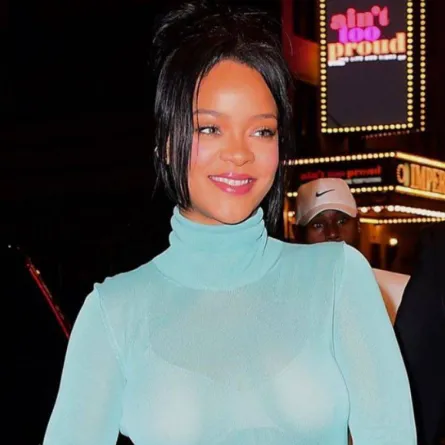 النجمة العالمية ريهانا - الصورة من حسابها في إنستغرام