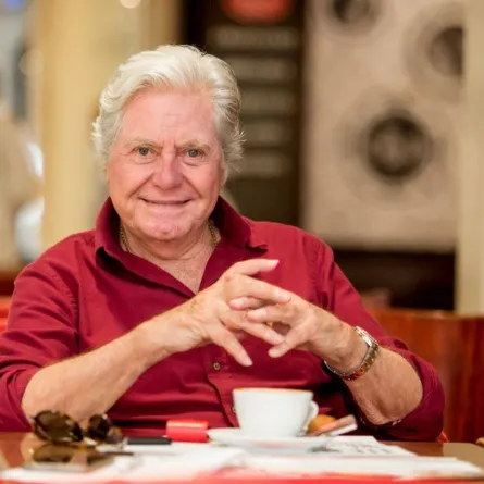 حسين فهمي- الصورة من حسابه على الفيسبوك