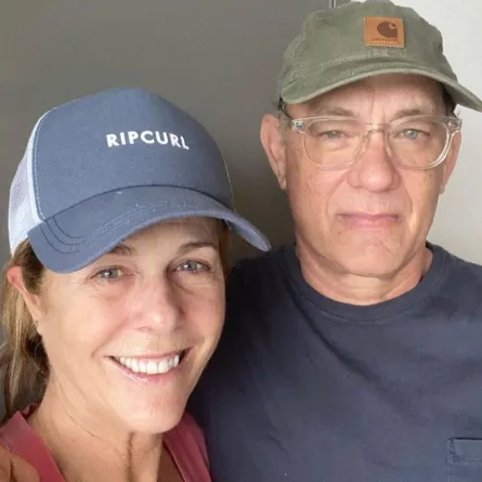 توم هانكس وزوجته - الصورة من حساب الممثل على إنستغرام