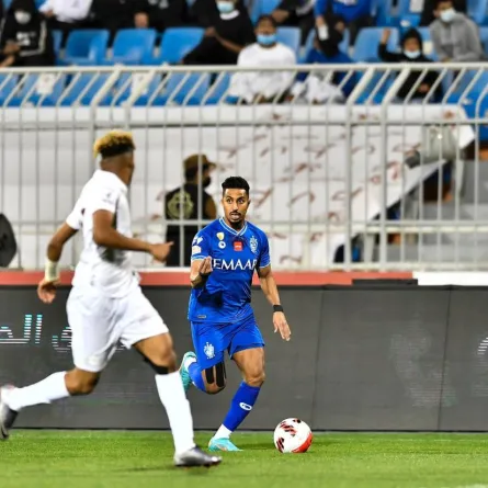 صورة من مباراة الهلال والشباب