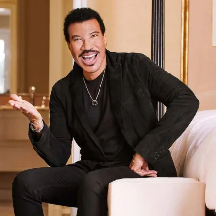 ليونيل ريتشي - الصورة من حسابه في انستغرام