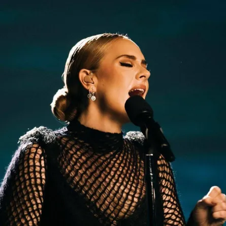 أديل - الصورة من حسابها على إنستغرام