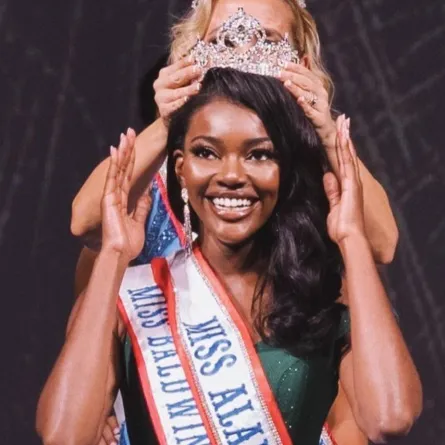 زوي سوزو بيثيلز