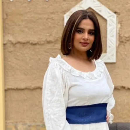 تتميز تصاميمها بأنها مقتبسة من التراث