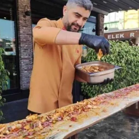 ساندويتش شاورمة يدخل موسوعة جينيس