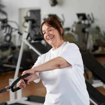 تمارين لكي تظهري أصغر سناً وأكثر جمالاً 