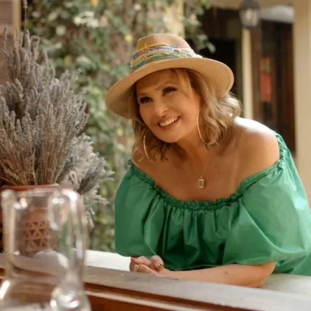 الفنانة يسرا – صورة من حسابها الرسمي على " انستجرام "