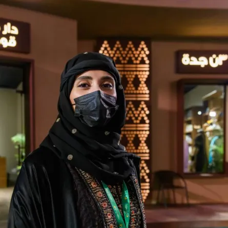 رانيا القحطاني بازياء تراثية