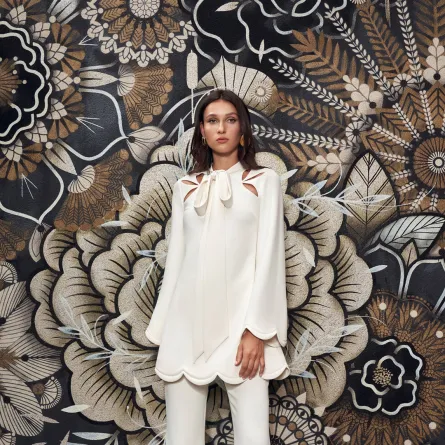 إطلالاتك في يوم الحب