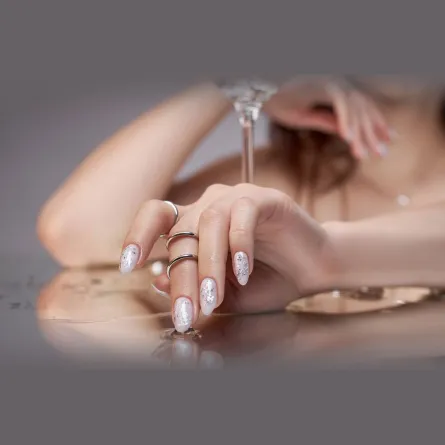 العناية بالأظافر