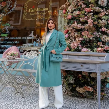 نهى نبيل بإطلالة منعشة