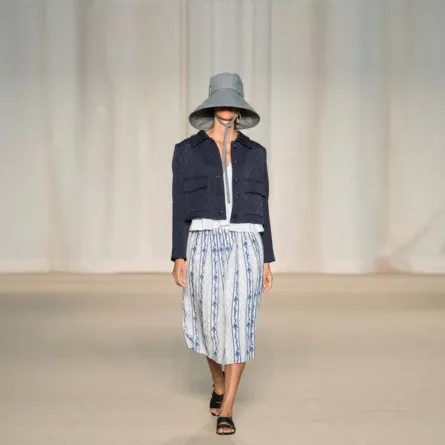 موديلات تنانير ميدي لصيف 2022