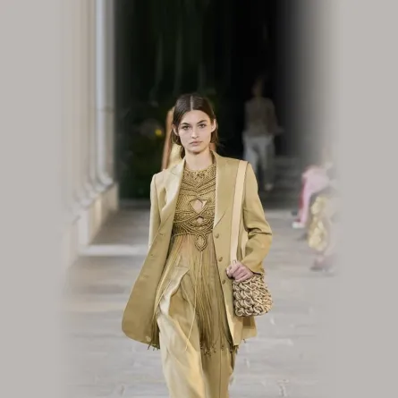 جاكيت بليزر طويل من ألبيرتا فيريتي Alberta Ferretti