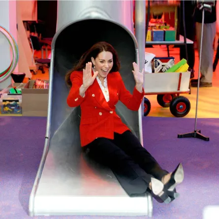 كيت ميدلتون على الزلاجة- الصورة من موقع People