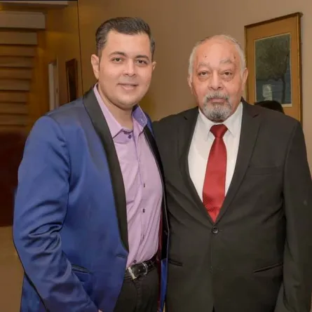 سامي مغاوري ونجله كريم - الصورة من حسابه على فيسبوك