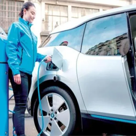 الملل من وقت شحن السيارة الكهربائية