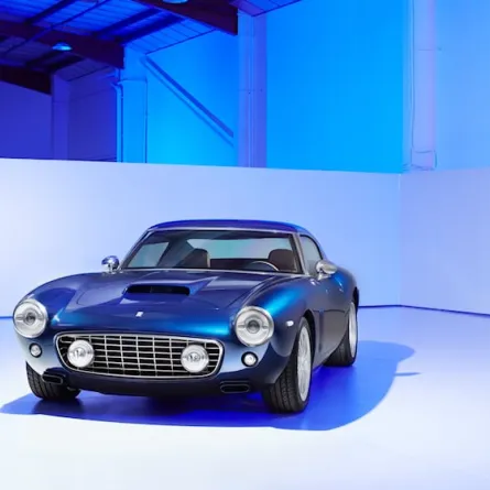 شورت ويلياس نسخة محدثة من فيراري