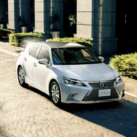 لكزس اصدار تكريمي خاص