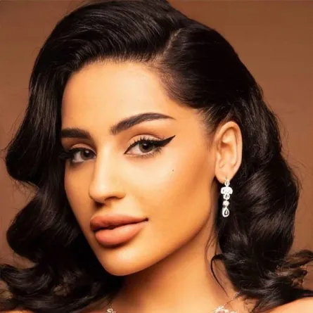 خبيرة المكياج السعودية أثير