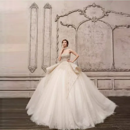  جيمي شو  The Atelier Couture By  Jimmy Choo