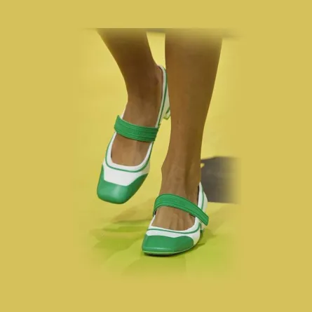 حذاء باليرينا من الجلد الأخضر من كريستيان ديور Christian Dior