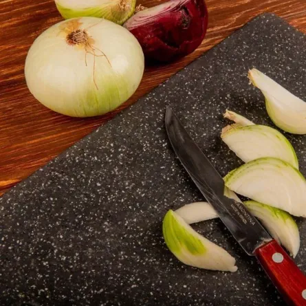 فوائد البصل الأبيض مهمة للغاية وأبرزها محاربة السرطان