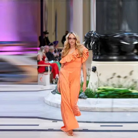 موديلات جمبسوت ملونة لصيف 2022 من انجا غوسيل  Anja Gockel