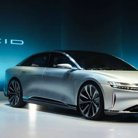 لوسيد توقع صفقة لمصنع سيارات كهربائية في السعودية