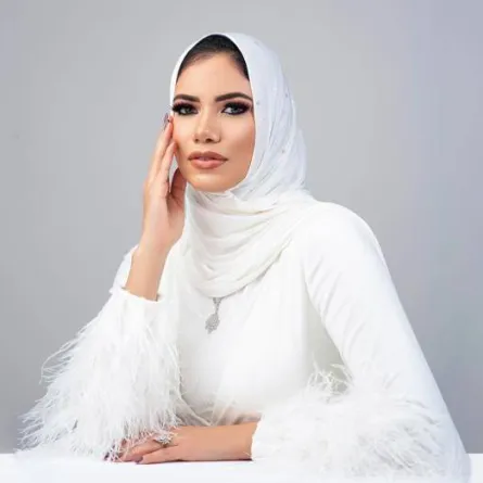 صورة المهندسة دينا أيمن