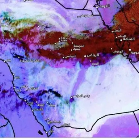 الغبار يجتاح مدينة الرياض ومعظم المدن السعودية. الصورة من الحساب الرسمي للحصيني على تويتر