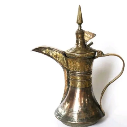 تظهر الصورة الدلة الحساوية مصدر الصورة م. عبدالله الشايب مهندس معماري مهتم بالموروثات