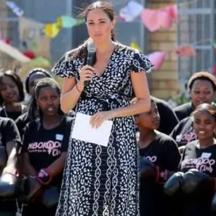 ميغان ماركل تدعم المرأة والفتيات- الصورة من موقع People