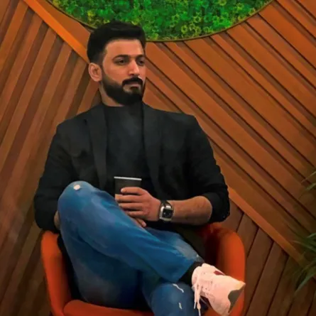 سلطان المقبالي- الصورة من حسابه على الانستغرام