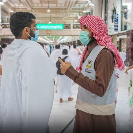 وكالة اللغات والترجمة ترفع أعداد المترجمين داخل المسجد الحرام