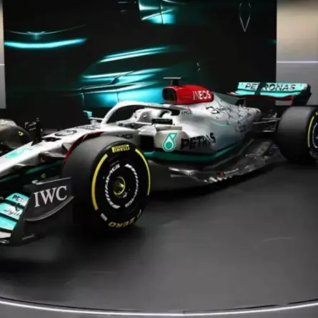 مرسيدس تكشف عن سيارة الأمان الجديدة لموسم 2022، من بطولة العالم للفورمولا 1