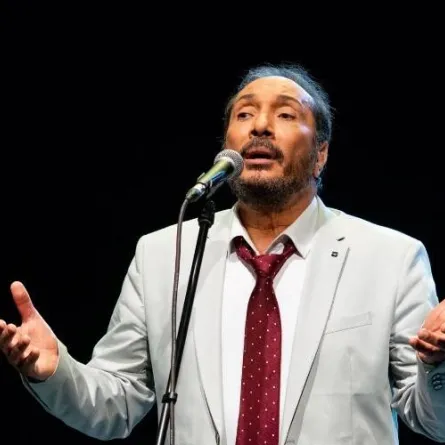 علي الحجار - الصورة من حساب مكتبة الإسكندرية على فيسبوك