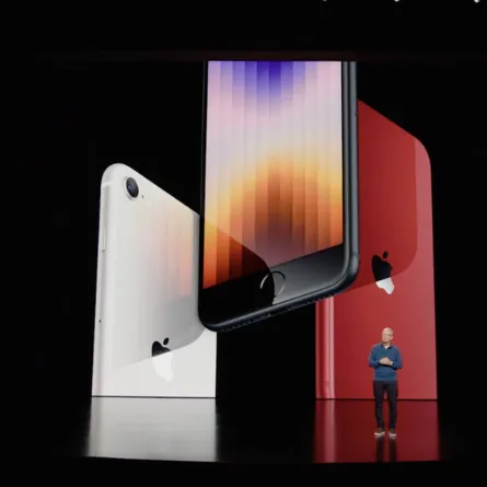 أبل تصدر iOS 15.4 بمزايا عديدة