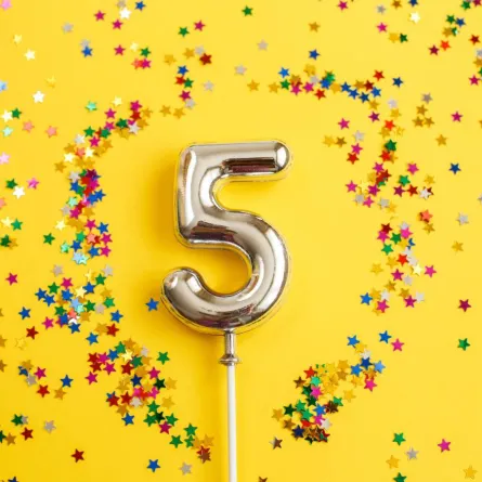 صورة لبلوغ الطفل الـ 5 سنوات