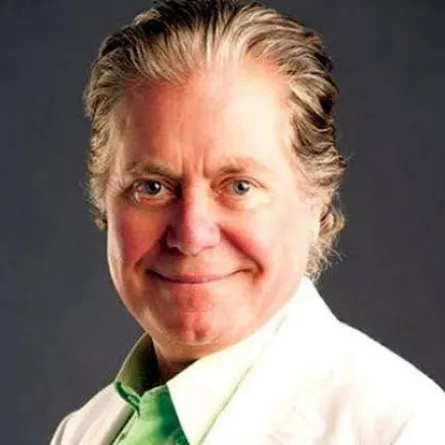 حسين فهمي  - الصورة من حسابه على انستغرام